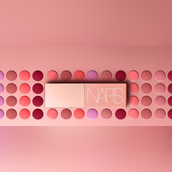 NARS Afterglow Liquid Blush in Brazen, a Coral Peach - Picture 6 of 6